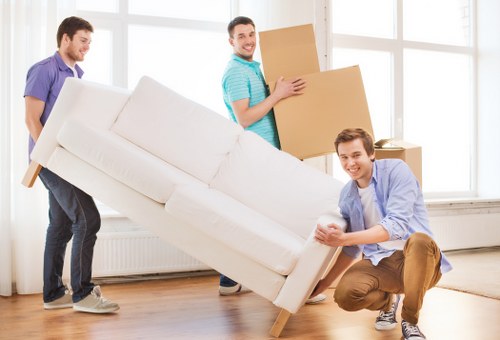 Choosing the right storage unit size in Dalston